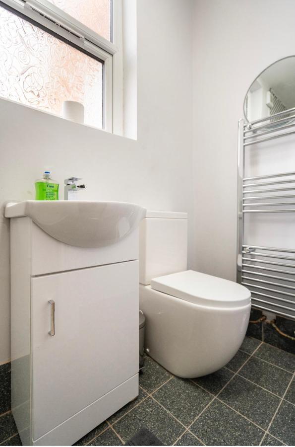 Luxury Flat In Moseley With Free Parking Leilighet Birmingham Eksteriør bilde